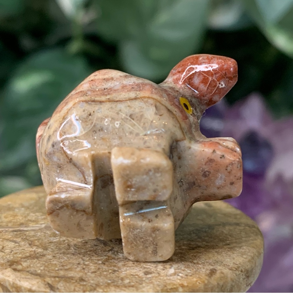 Red Soapstone Carved Pig Figurine Miniature Stone Farm Animal Carving Mini Swine - Picture 10 of 15
